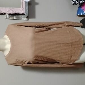 NWT POOF New York top